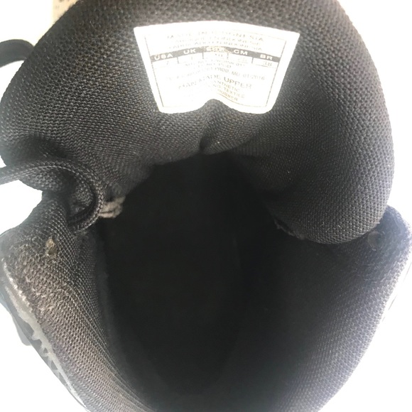 Under Armour Football Cleats Size 7 - Picture 6 of 8